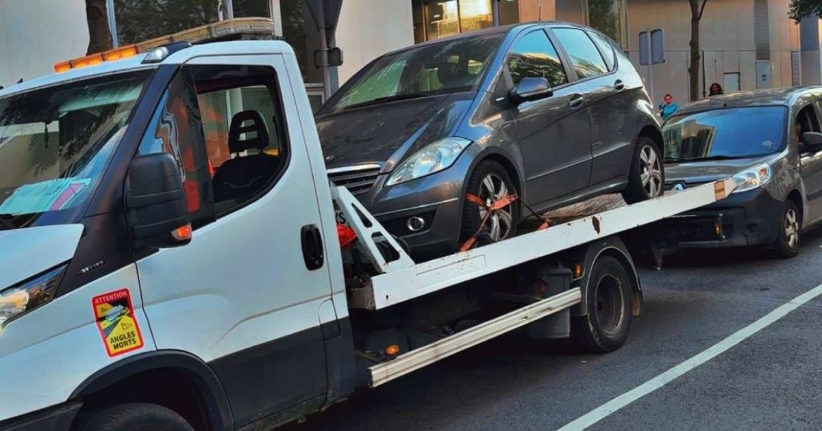Dépannage voiture Hal - Camion de remorquage rapide
